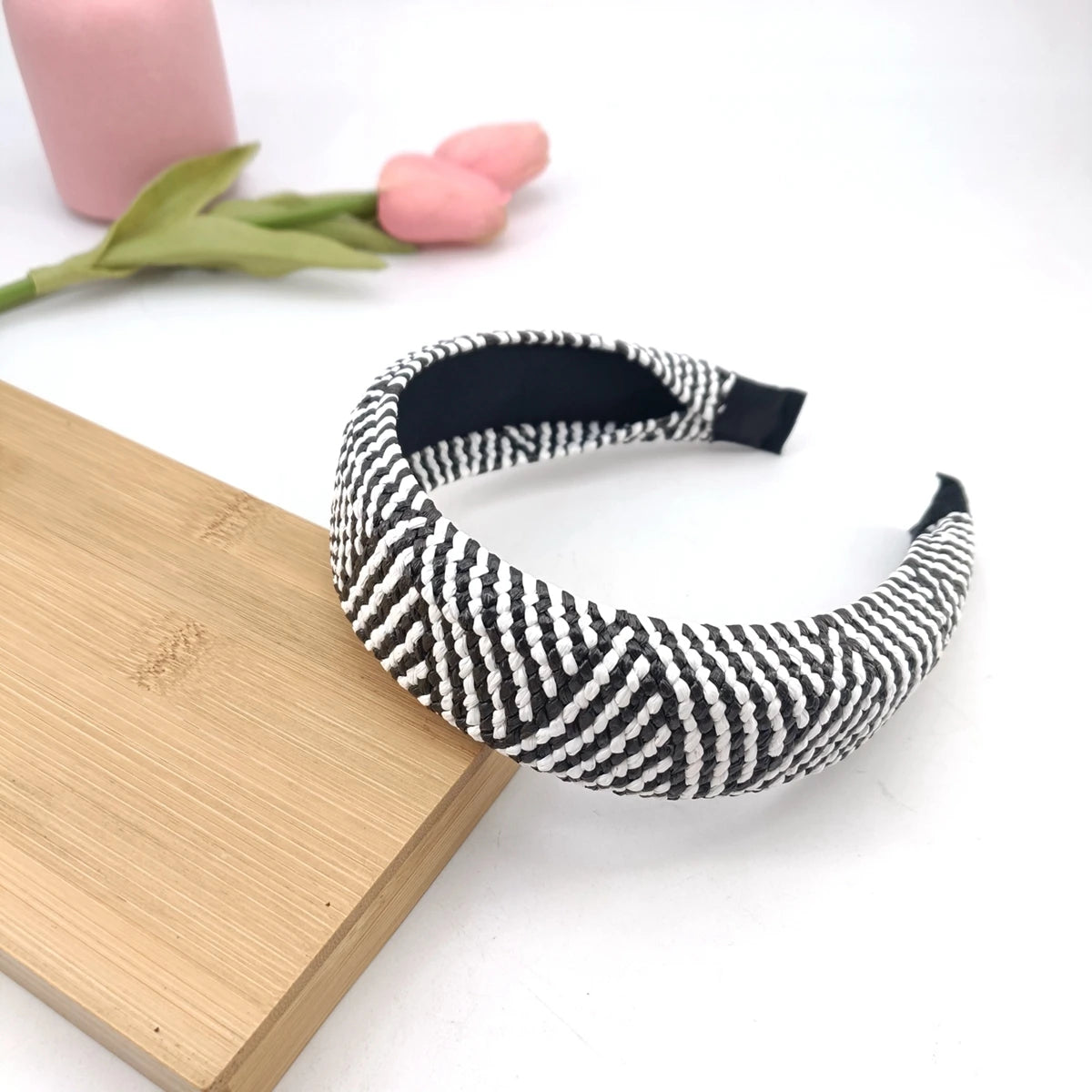 Eleganter Breiter Geflochtener Stroh-Haarreif für Damen – Modisches Schlichtes Haarband für Sommer Urlaub Strand & Alltagsstyling