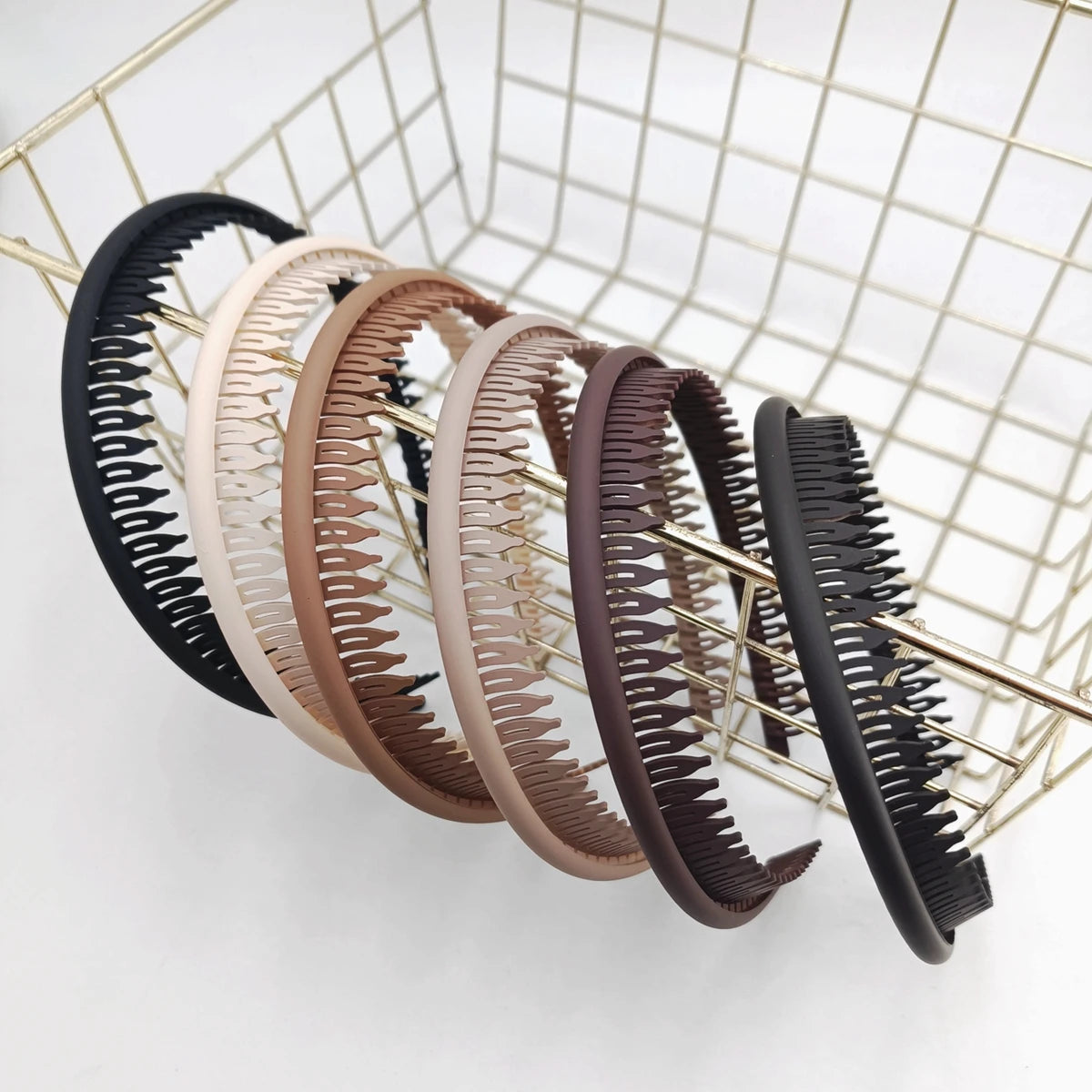 Bunter Matter Schmaler Haarreif mit Zähnen für Damen – Einfarbiges Rutschfestes Haarband für Alltag Styling & Haaraccessoires