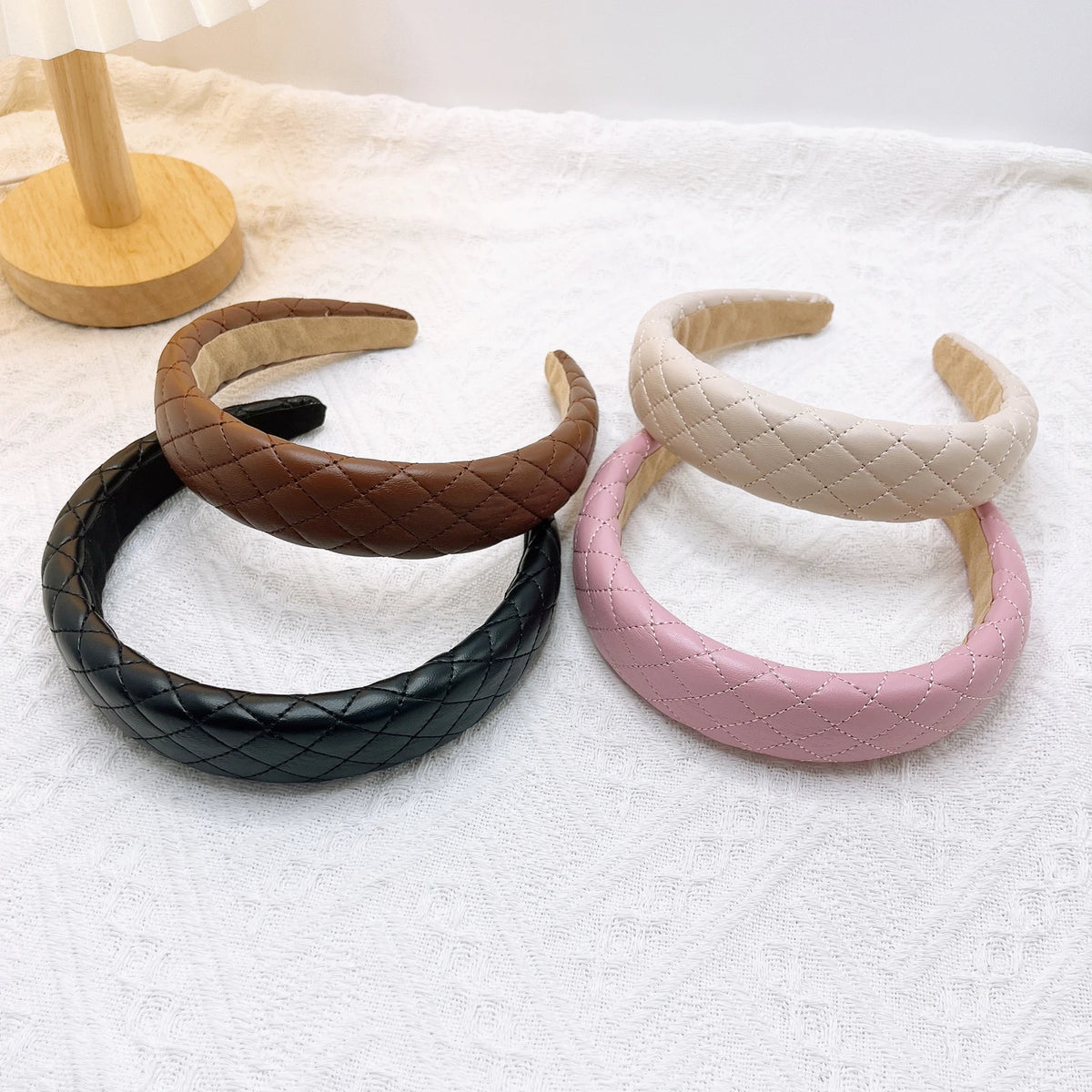 Modischer PU-Leder Haarreif für Damen – Einfarbiges Casual Turban Haarband für Reise Alltag Styling & Haaraccessoires