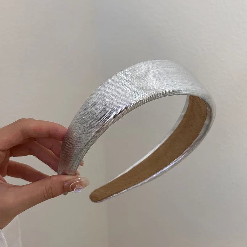 Breiter PU-Leder Haarreif für Damen – Glänzender Gold Silber Gepolsterter Sponge Haarreif für Retro Fashion & Alltagsstyling