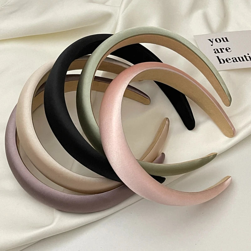 Modischer Satin-Seiden Sponge Haarreif für Damen – Elegantes Gepolstertes Haarband für Alltag Casual Styling & Fashion Accessoires