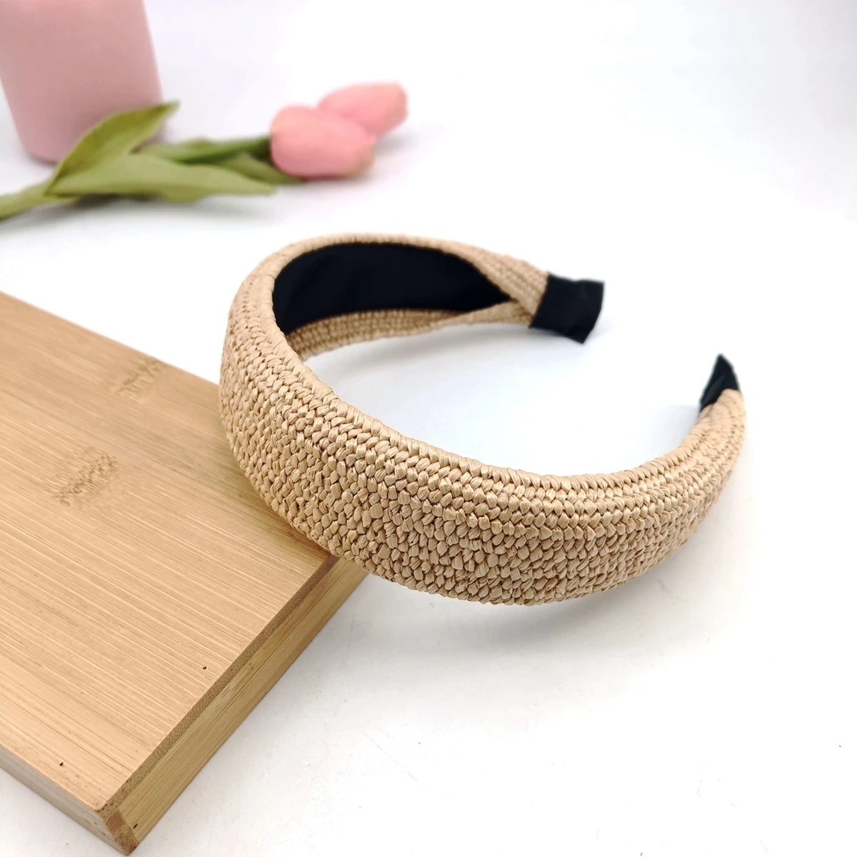 Eleganter Breiter Geflochtener Stroh-Haarreif für Damen – Modisches Schlichtes Haarband für Sommer Urlaub Strand & Alltagsstyling